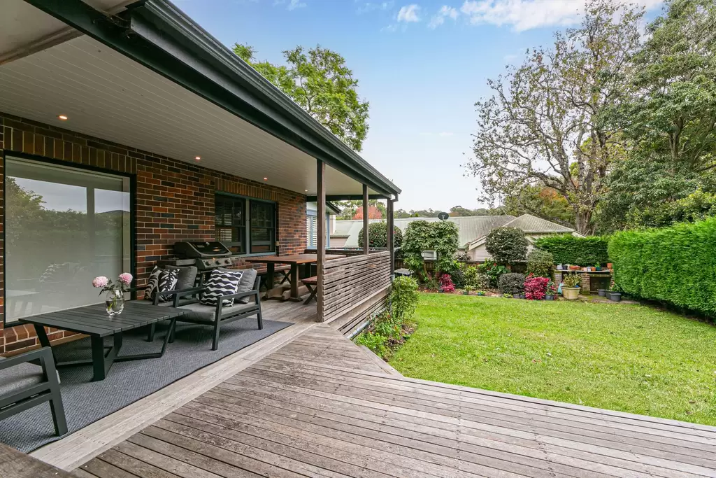 5 Raymond Avenue, Warrawee Leased by The Marshall Group