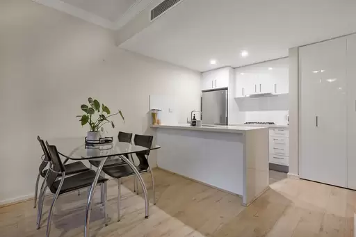 39/10 Drovers Way, Lindfield Leased by The Marshall Group