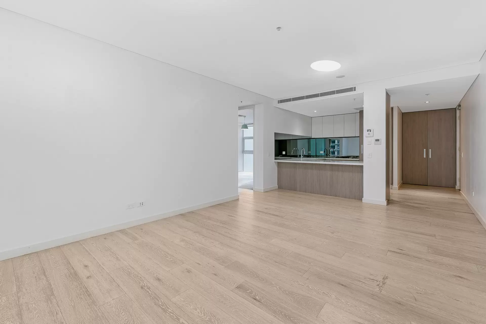 602/156 Pacific Highway, North Sydney Leased by The Marshall Group - image 1