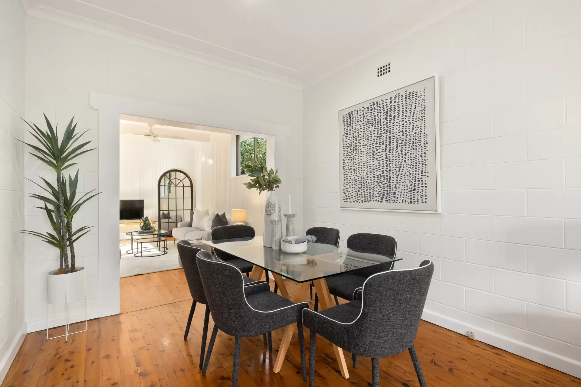 36 Wyomee Avenue, West Pymble Leased by The Marshall Group - image 4