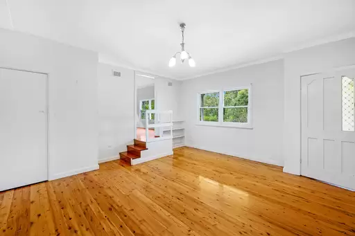 126 King Road, Wahroonga Leased by The Marshall Group