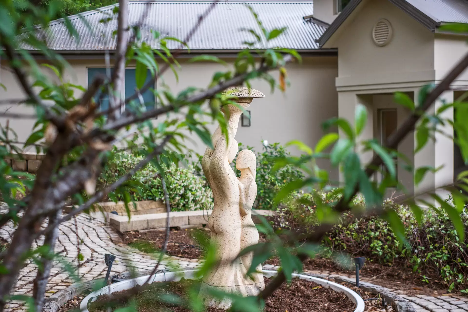 2 Burraneer Avenue, St Ives Sold by The Marshall Group - image 1