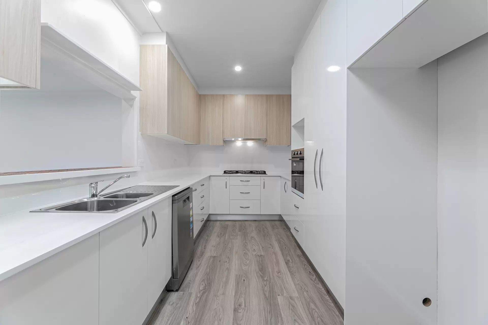 43 Hewitt Avenue, Wahroonga Leased by The Marshall Group - image 1