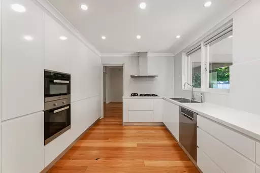 8 Graham Avenue, Pymble Leased by The Marshall Group