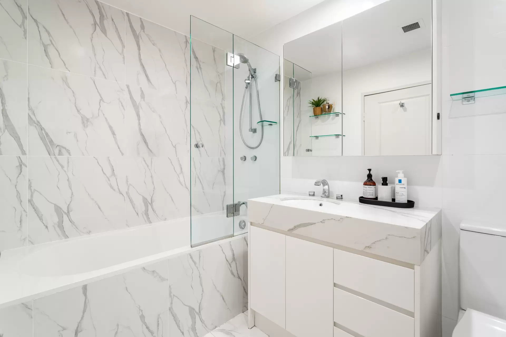 2/14-18 Woniora Avenue, Wahroonga For Sale by The Marshall Group - image 6