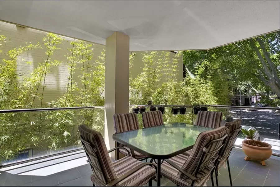 15/5 Tusculum Street, Potts Point Leased by The Marshall Group - image 2