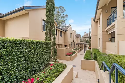 1/3-5 Neringah Avenue, Wahroonga Sold by The Marshall Group