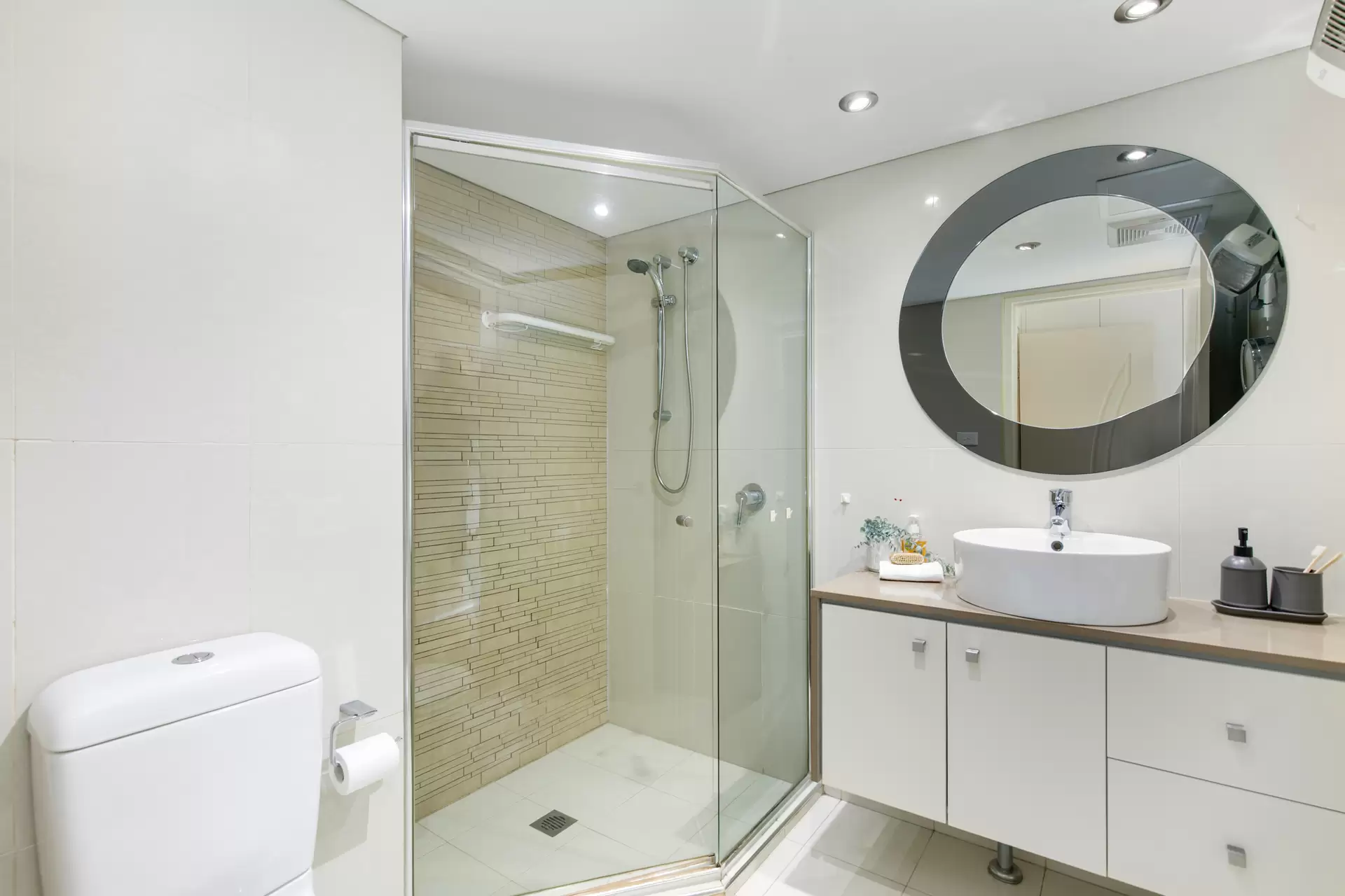 10/22-24 Henry Street, Gordon Auction by The Marshall Group - image 9