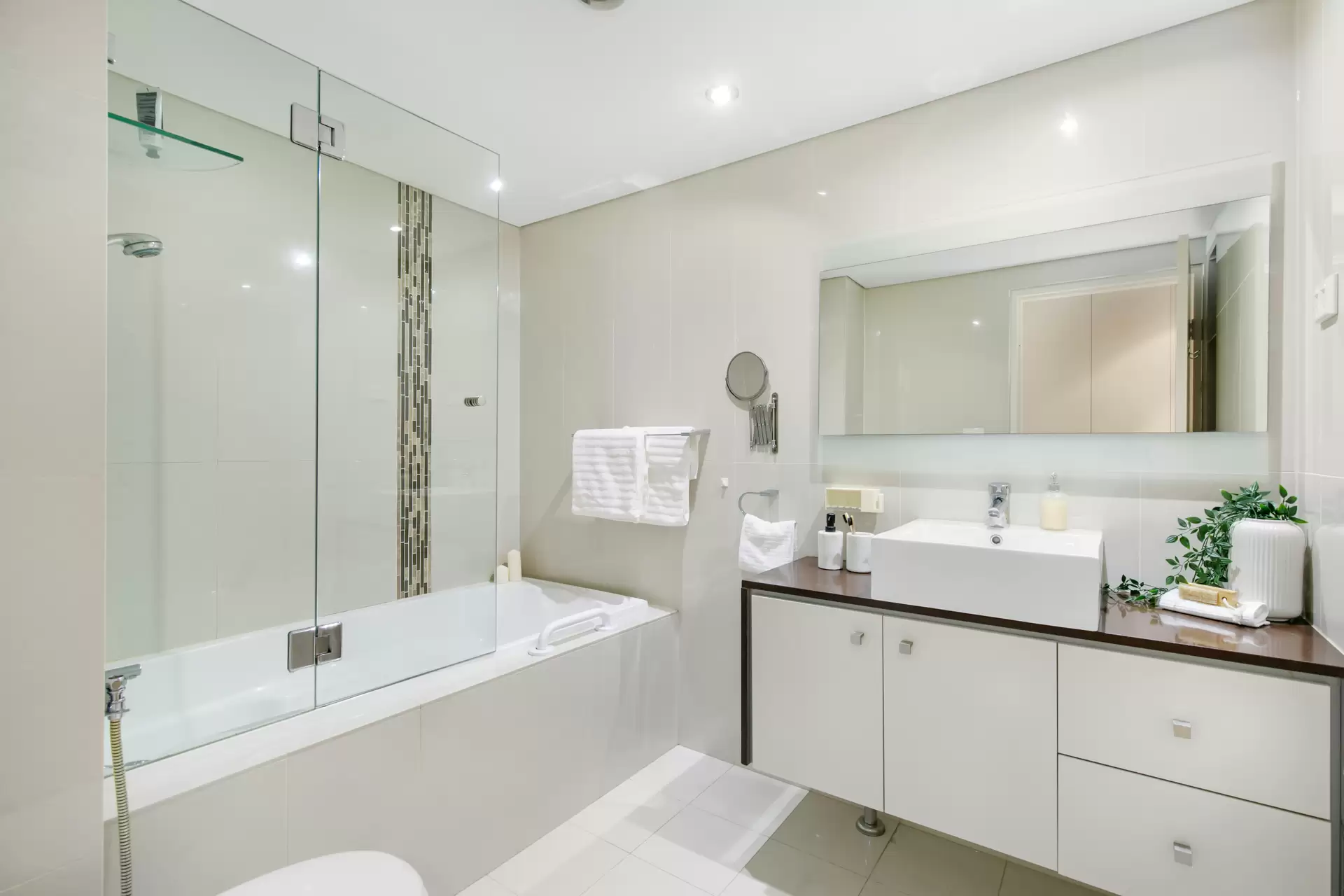 10/22-24 Henry Street, Gordon Auction by The Marshall Group - image 7