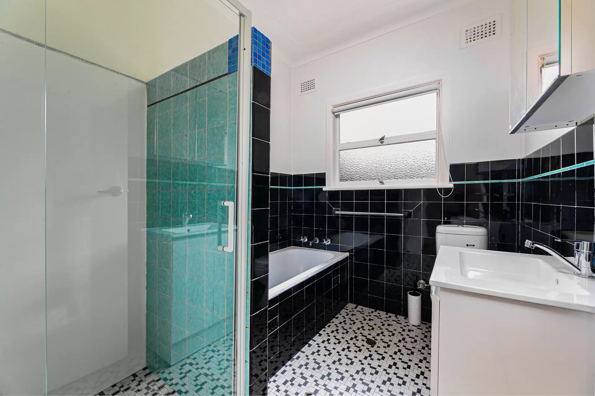 14 Putarri Avenue, St Ives Leased by The Marshall Group - image 6