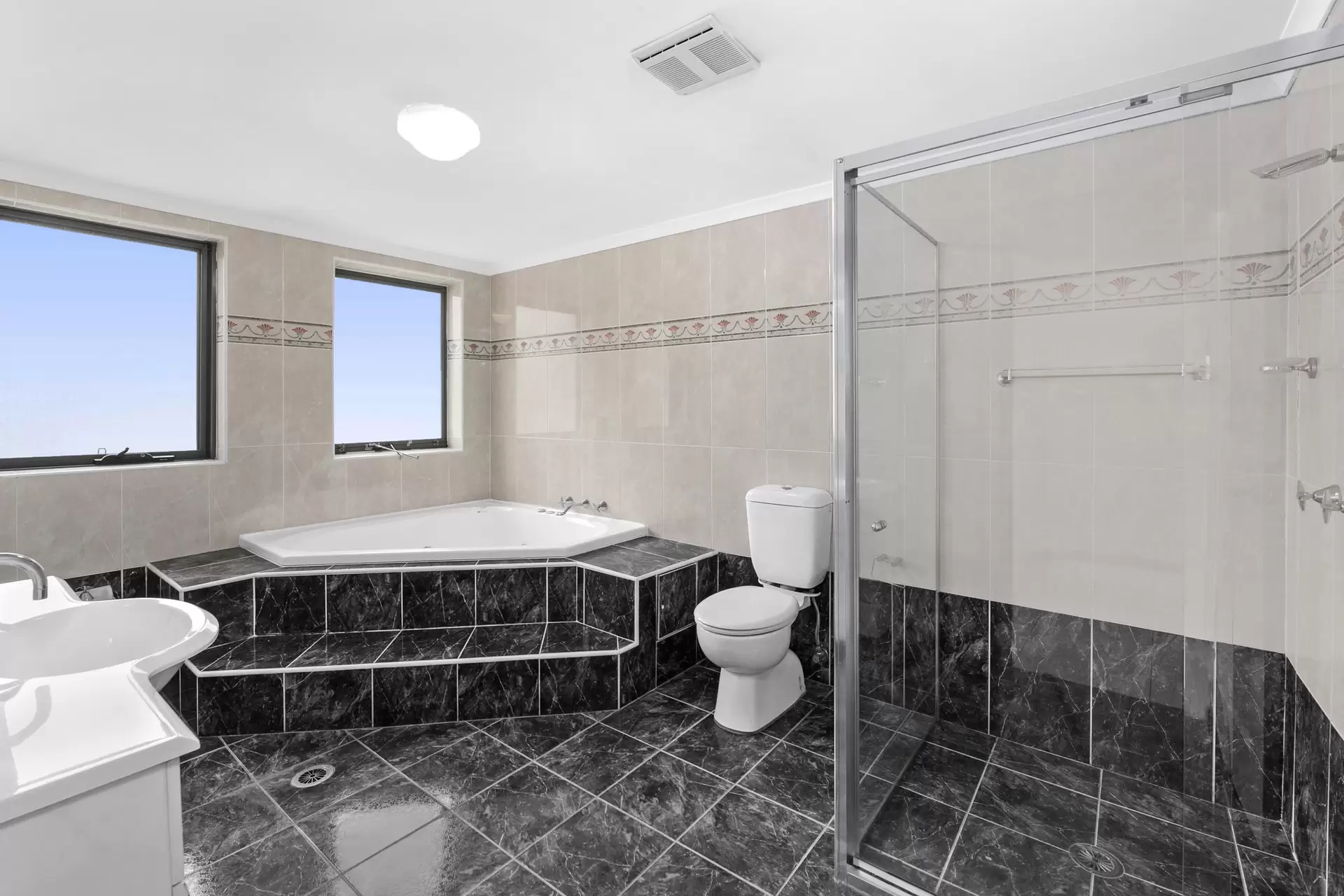 6/1180 Pacific Highway, Pymble Leased by The Marshall Group - image 8