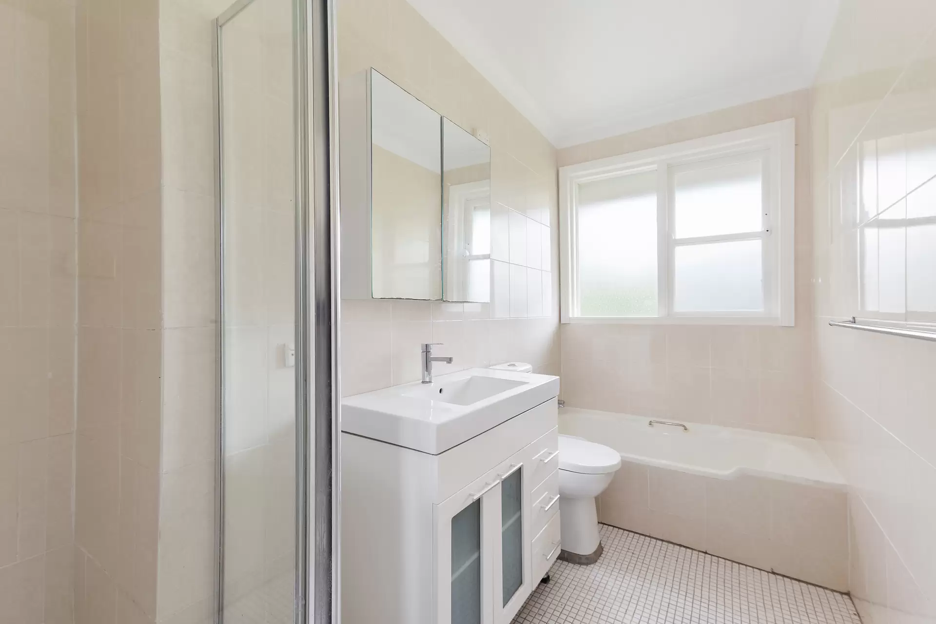 14/705 Pacific Highway, Gordon Auction by The Marshall Group - image 4