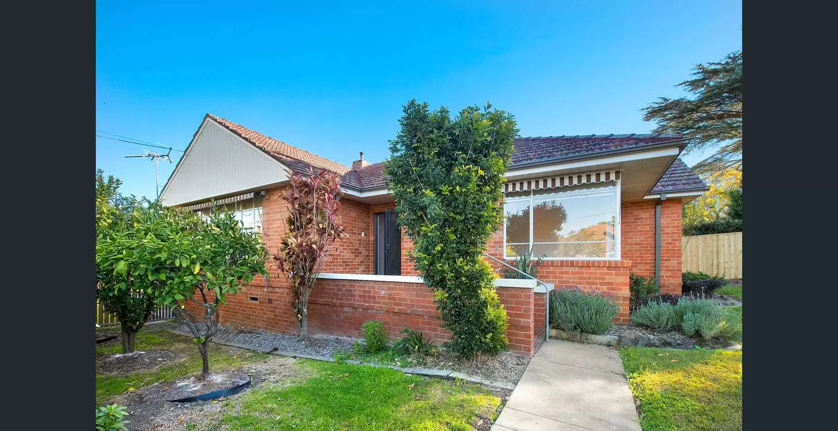 90 Killeaton Street, St Ives Leased by The Marshall Group - image 1