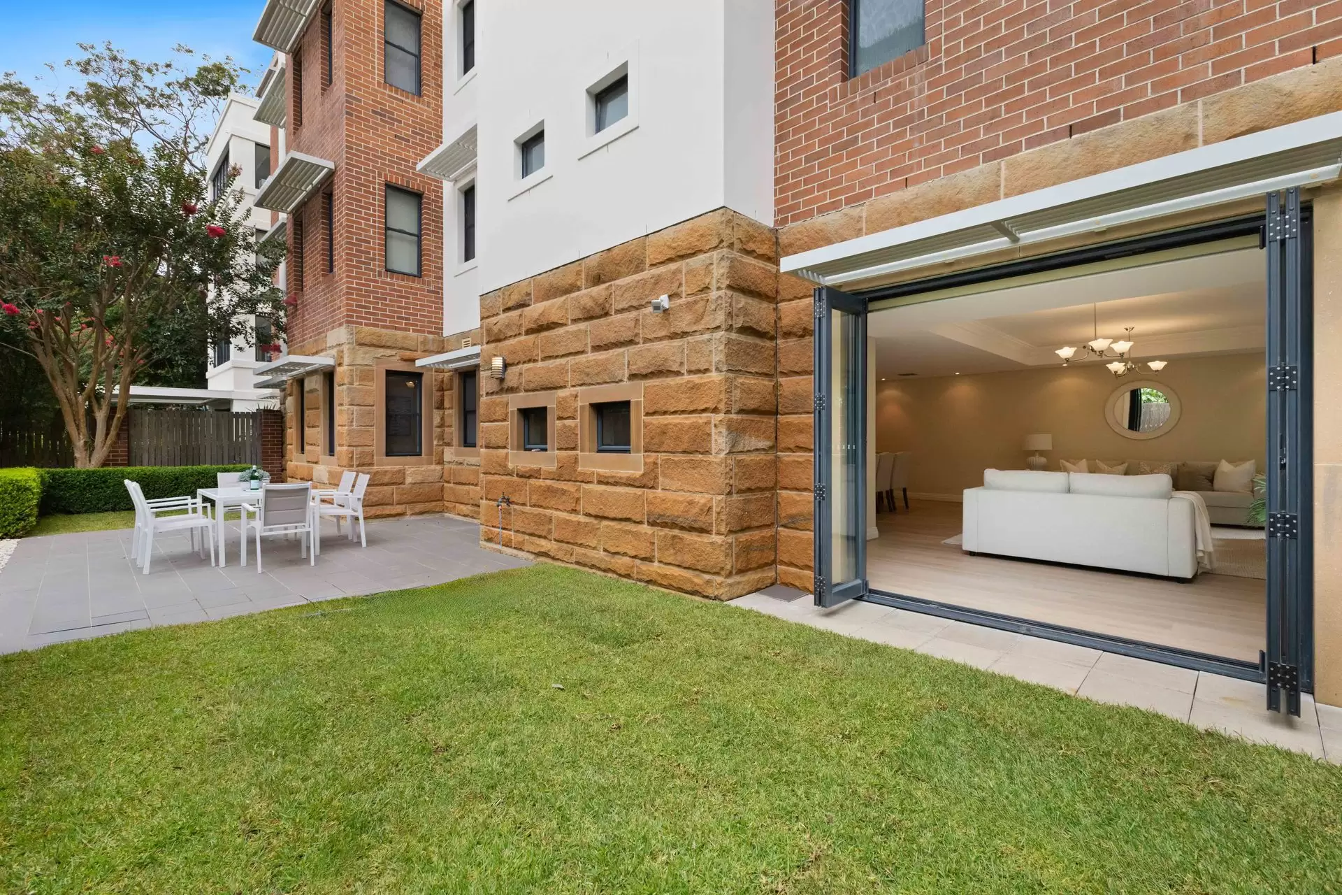 25/9-23 Bruce Avenue, Killara Auction by The Marshall Group - image 3