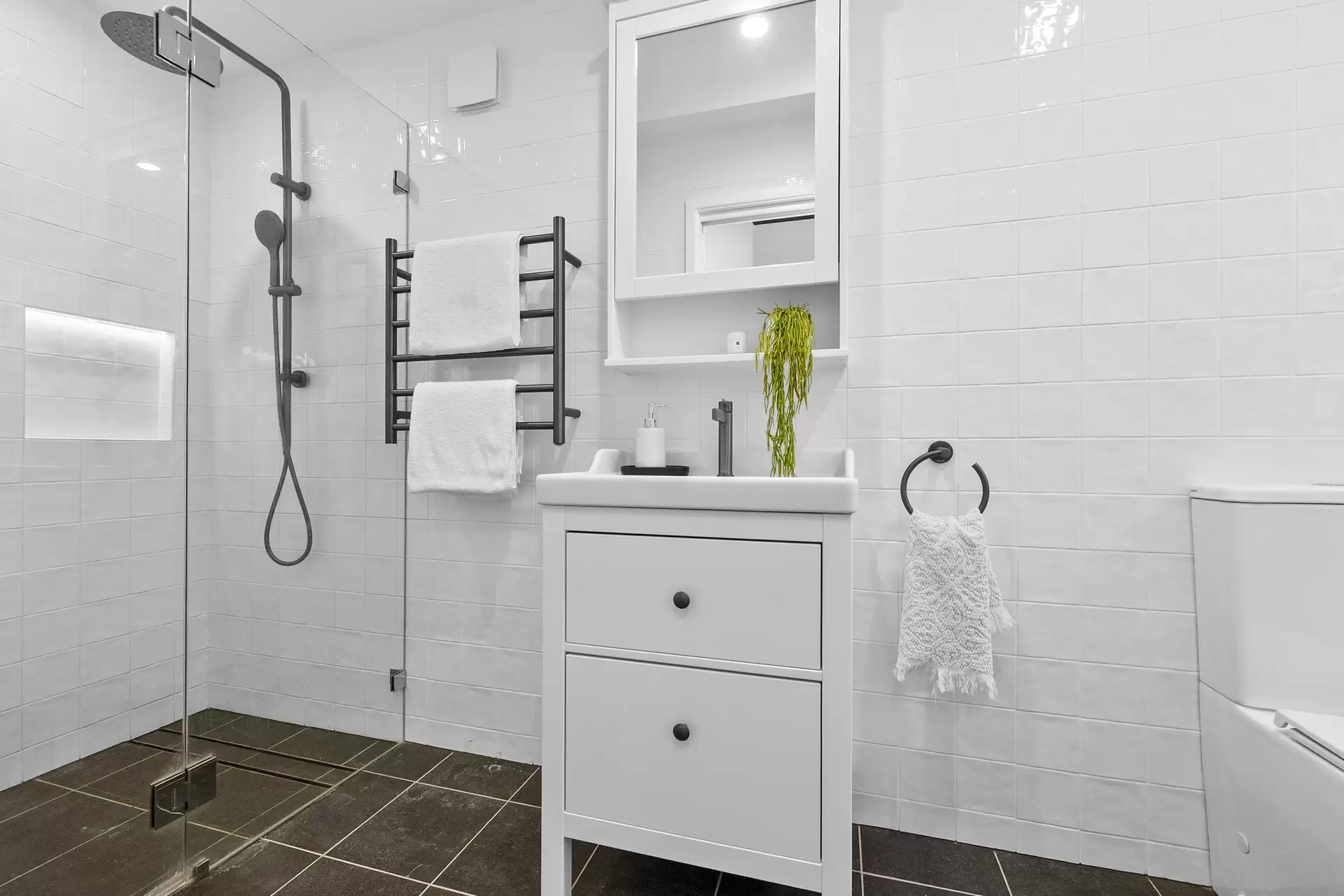 44 Alvona Avenue, St Ives Auction by The Marshall Group - image 11