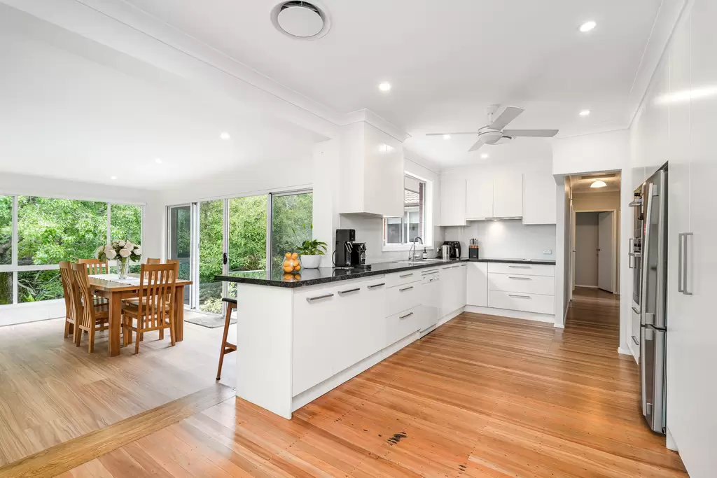 48 Somerset Avenue, Turramurra Auction by The Marshall Group