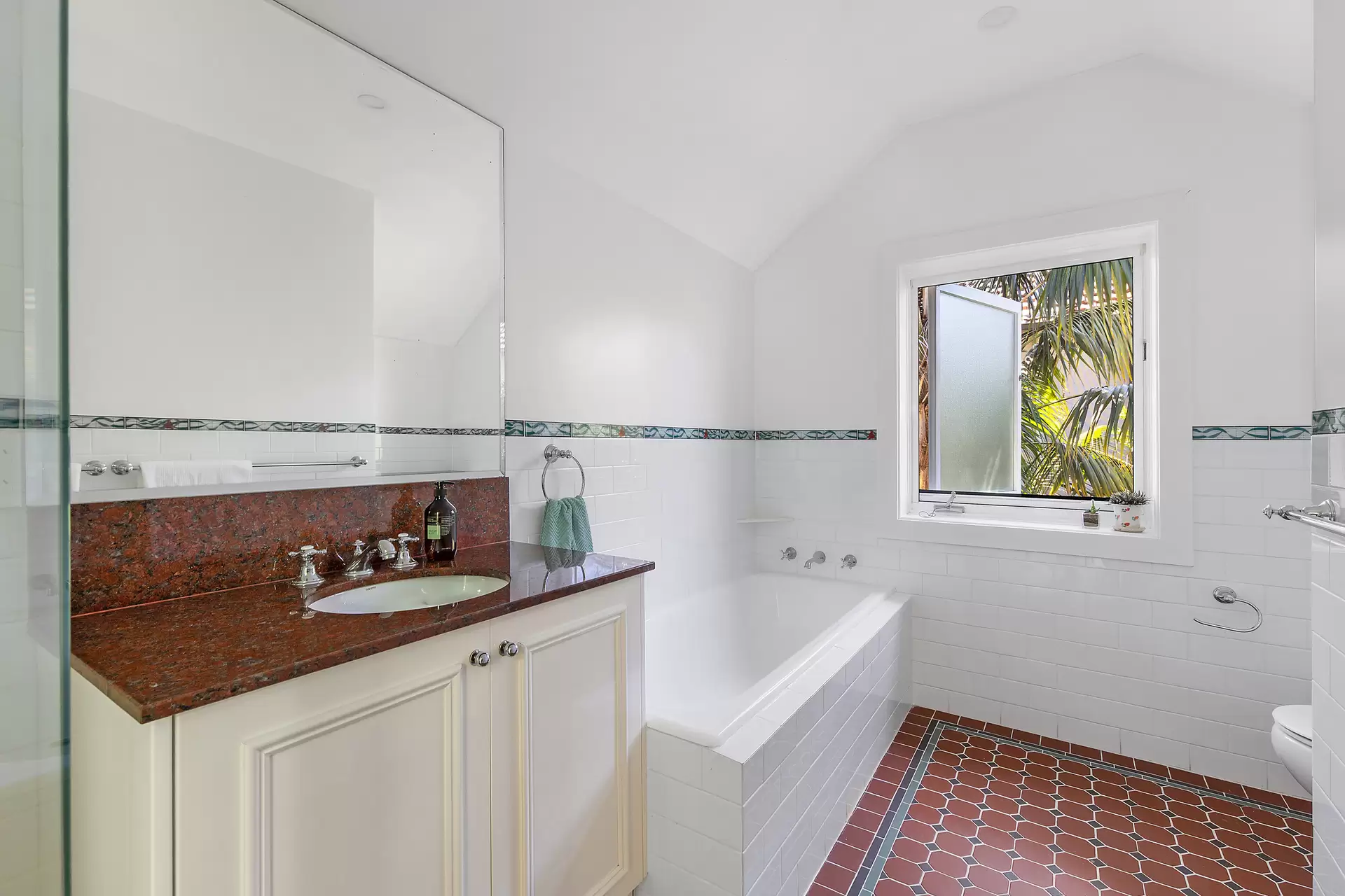 25 Middle Harbour Road, Lindfield For Sale by The Marshall Group - image 15