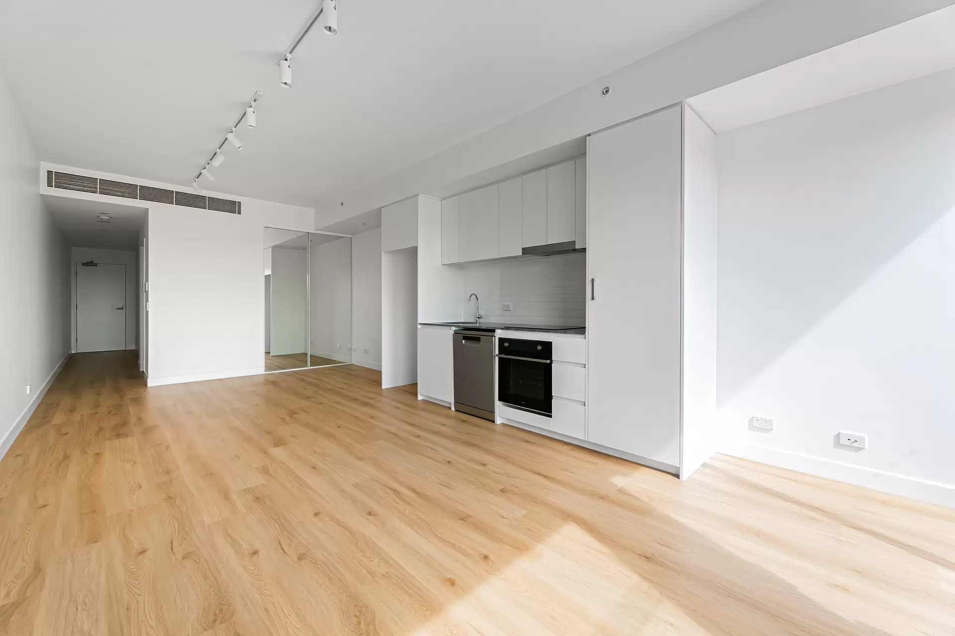 A705/22-28 Gardeners Road, Kingsford Leased by The Marshall Group - image 5