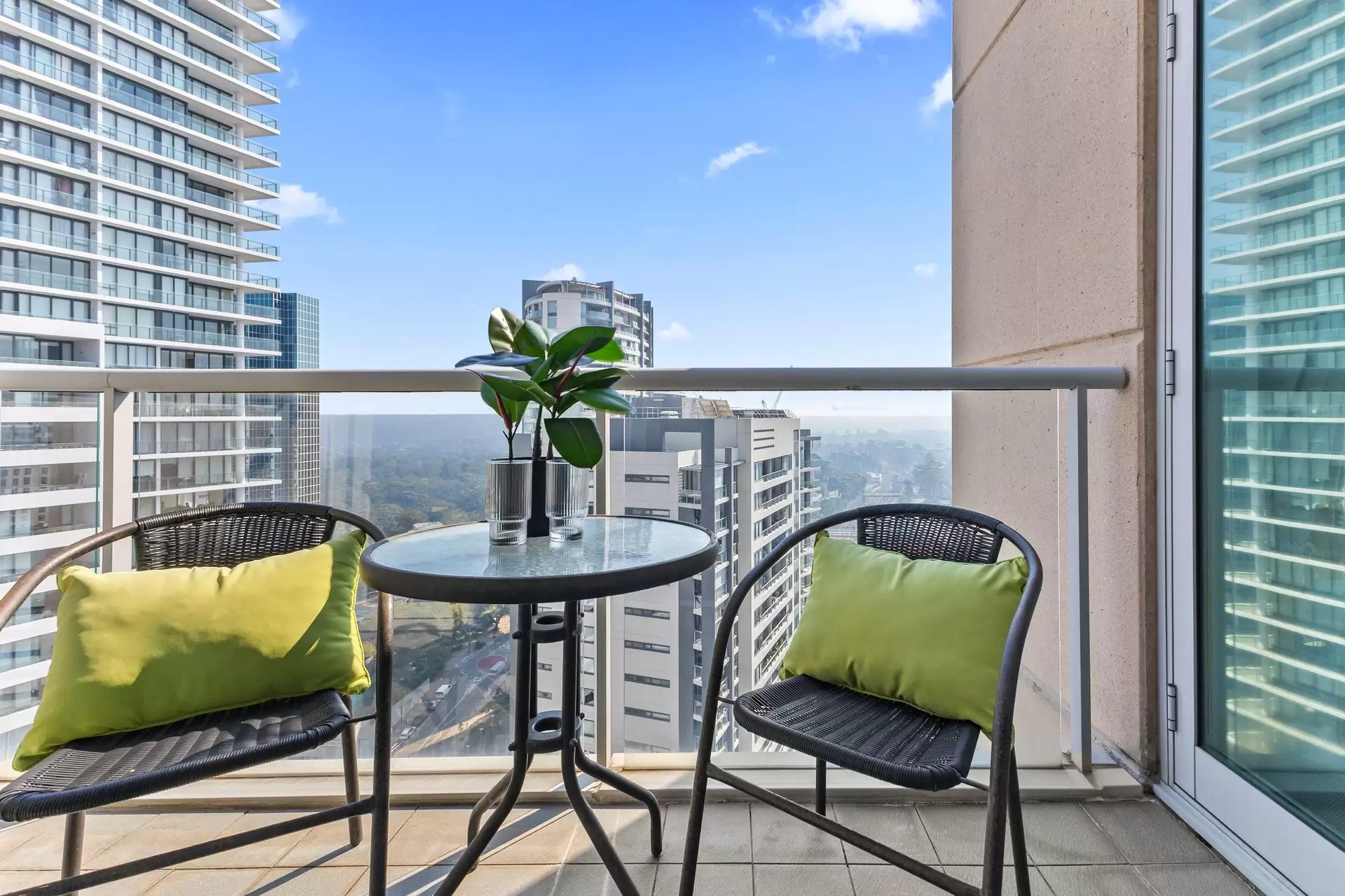 PH2905/2A Help Street, Chatswood Auction by The Marshall Group - image 9