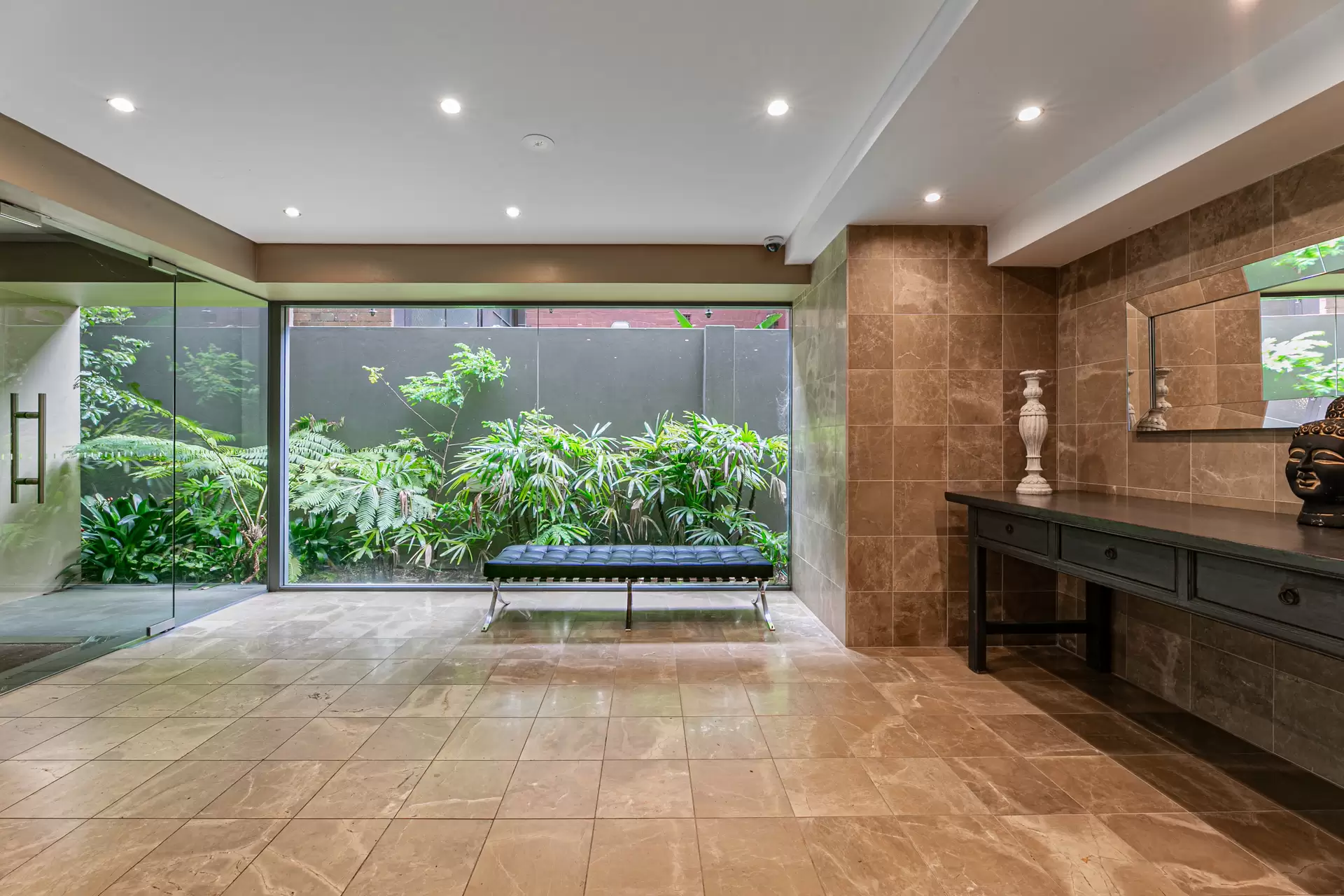46/5 Tusculum Street, Potts Point Leased by The Marshall Group - image 2