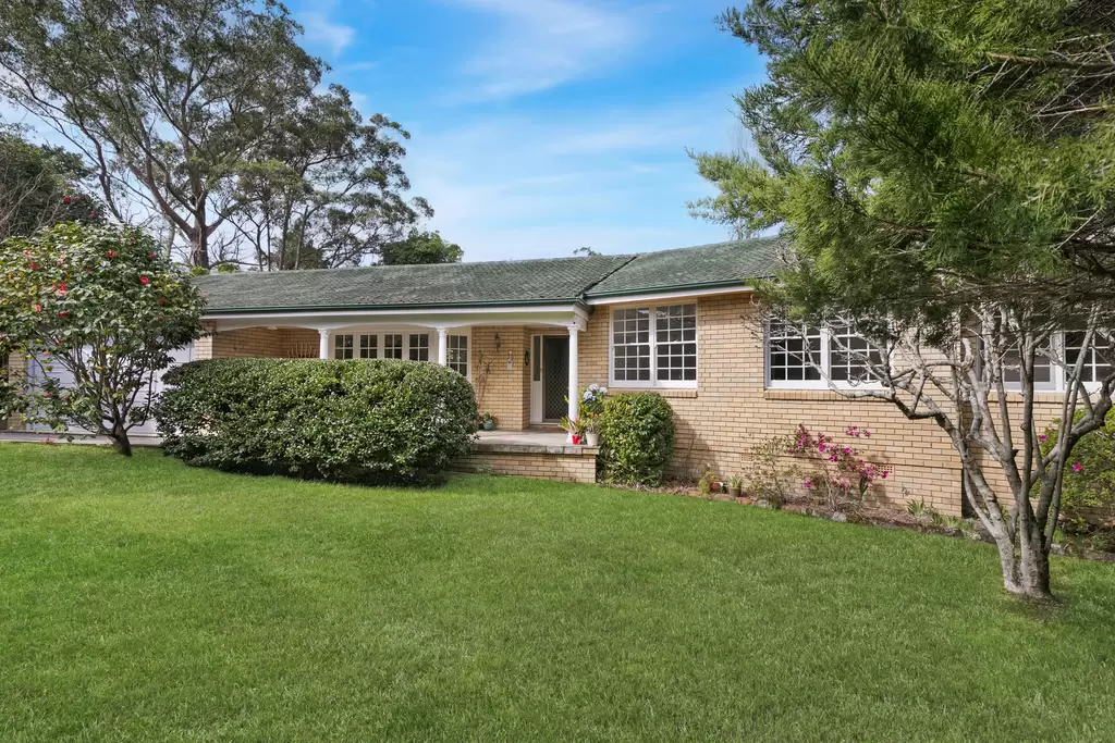 6 Alana Place, St Ives Sold by The Marshall Group