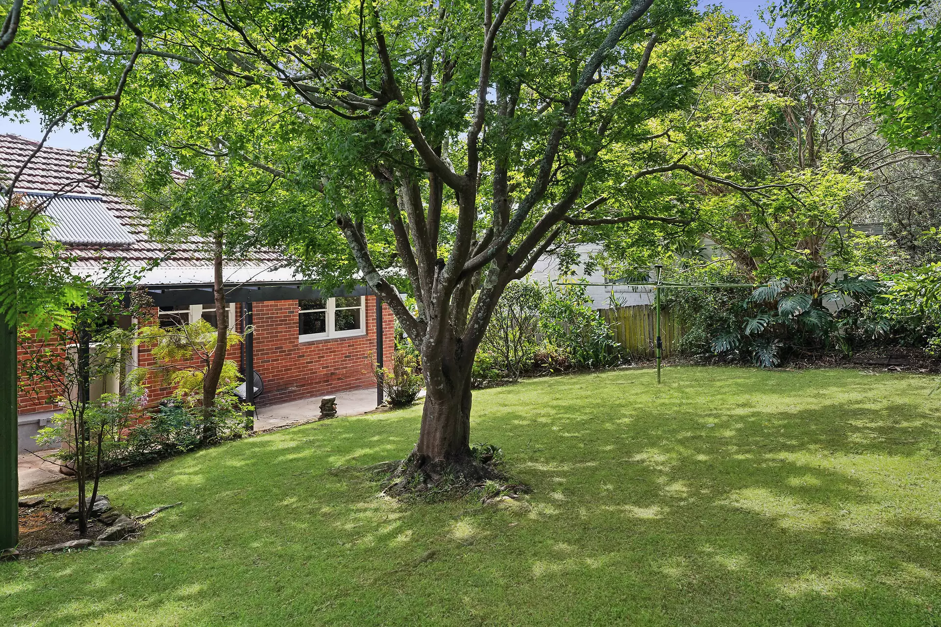 24 Waugoola Street, Gordon Sold by The Marshall Group - image 5