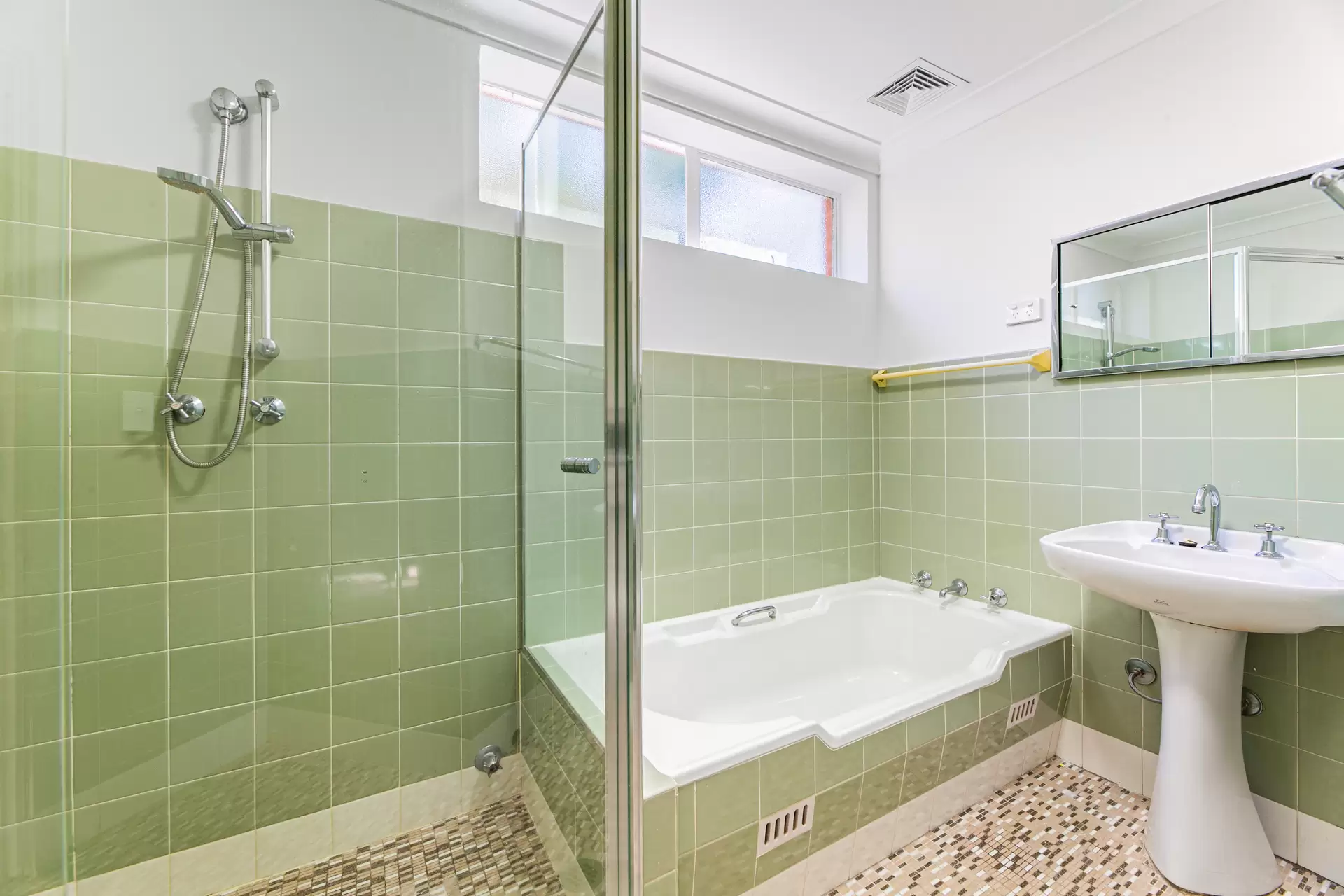 5/18-20 Henry Street, Gordon Leased by The Marshall Group - image 7