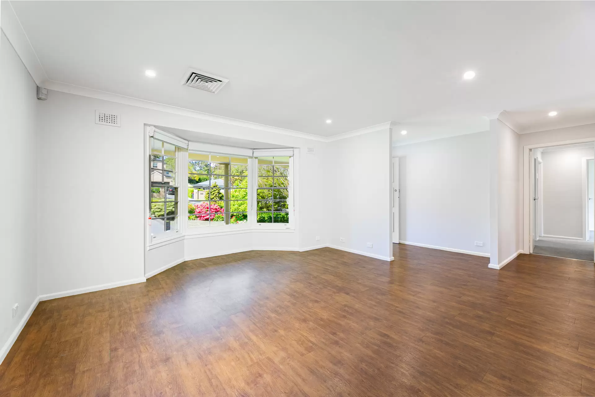 11 Ulm Avenue, Turramurra Leased by The Marshall Group - image 2