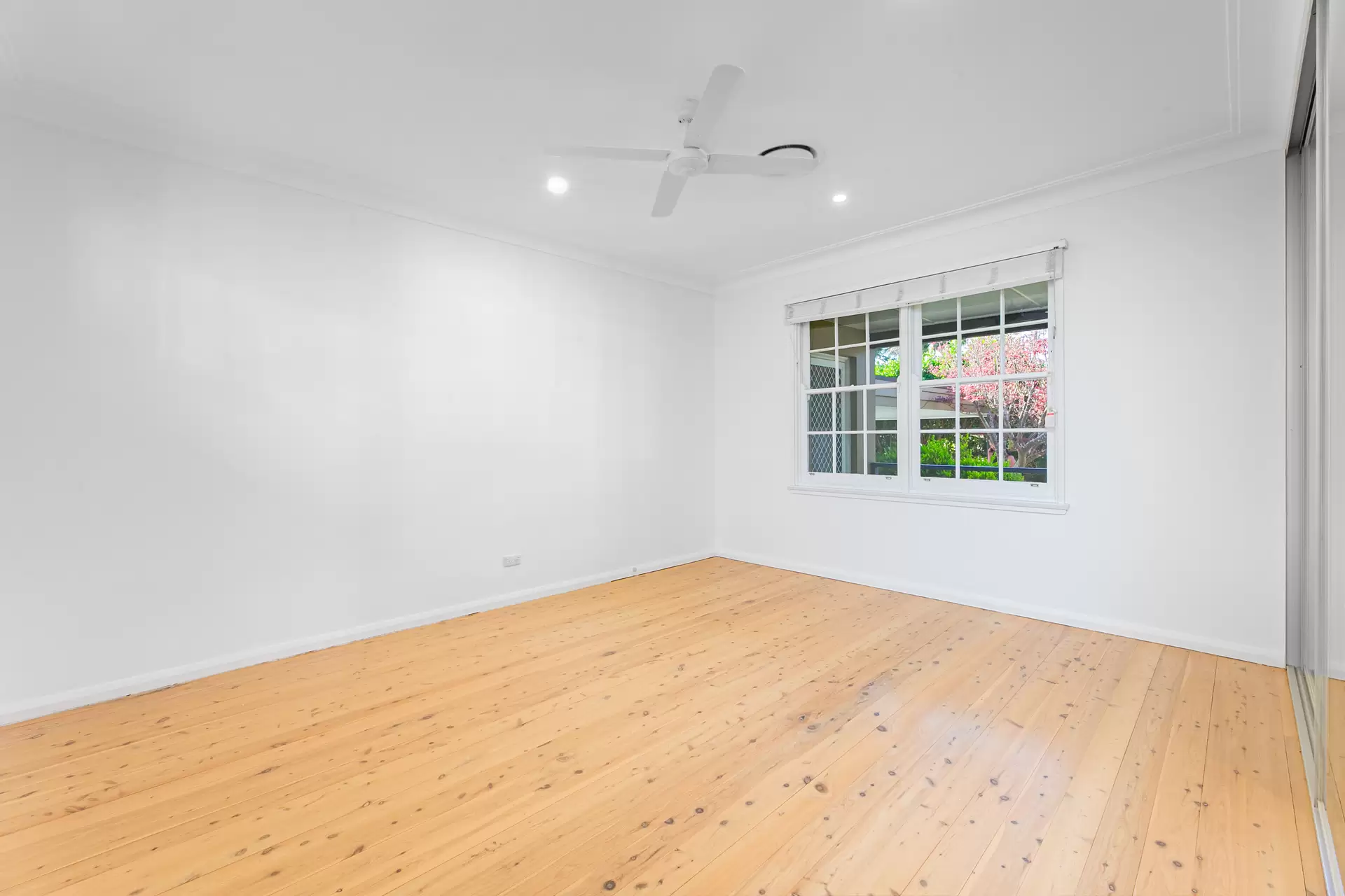 3 Brallas Avenue, St Ives Leased by The Marshall Group - image 4