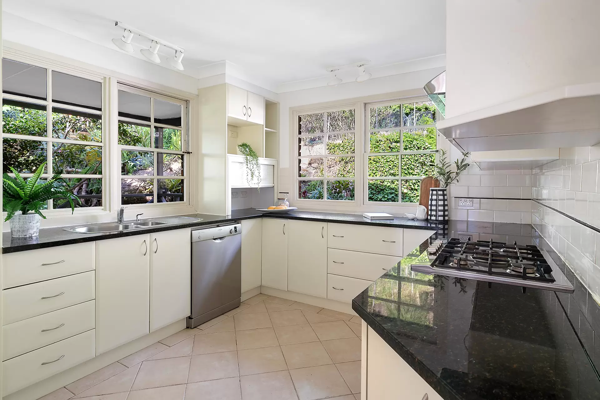 17 Tokanue Place, St Ives Sold by The Marshall Group - image 4