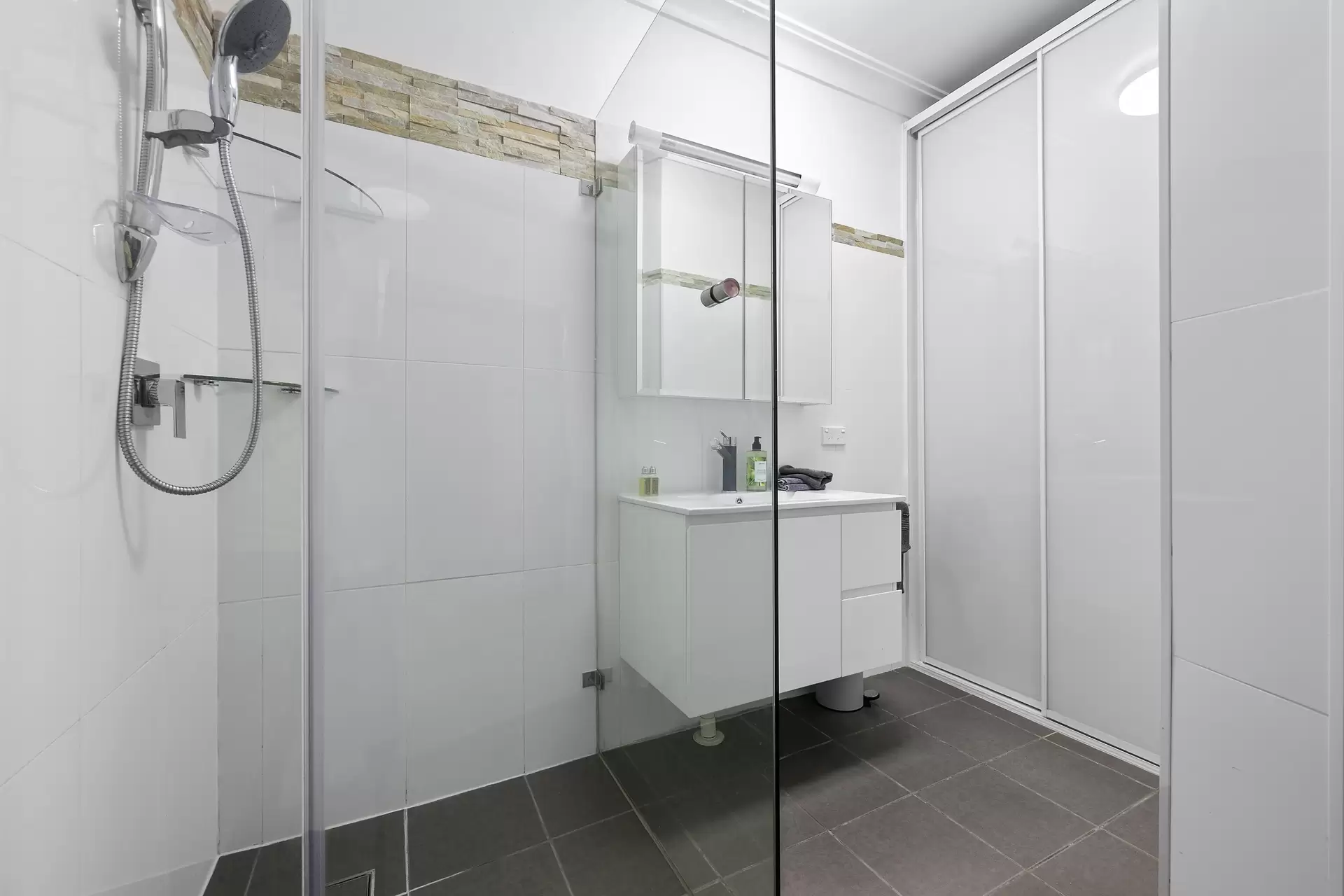 69 Memorial Avenue, St Ives Auction by The Marshall Group - image 12