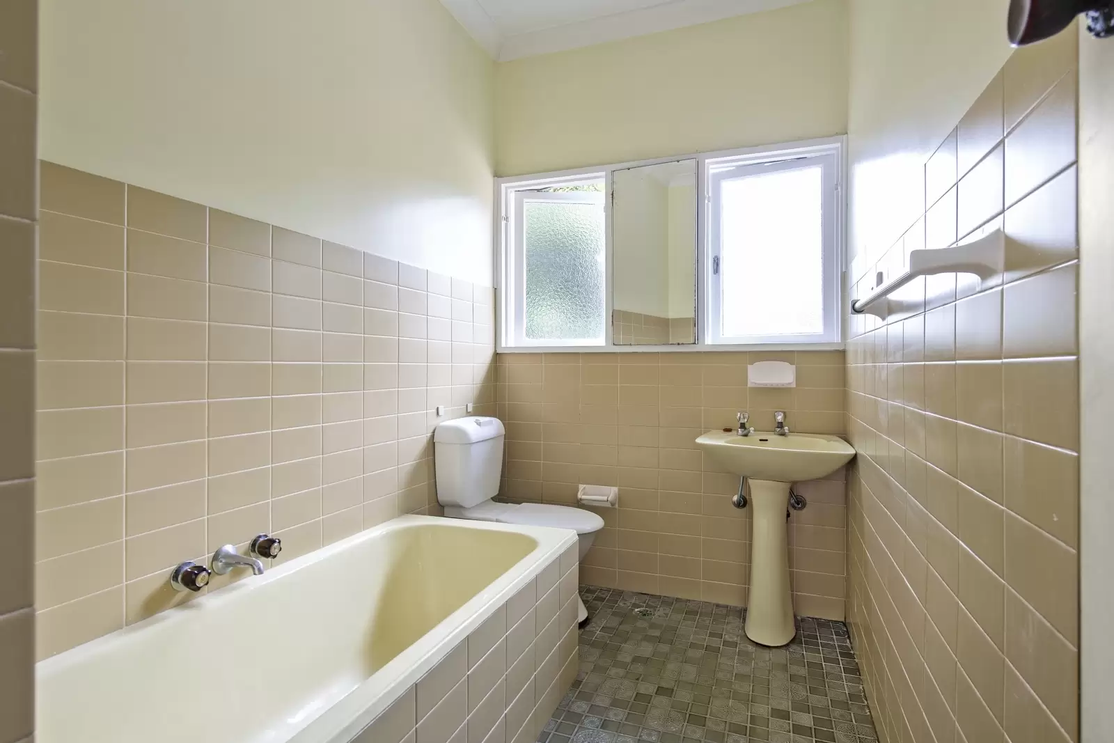 52 Yanko Road, West Pymble Sold by The Marshall Group - image 9