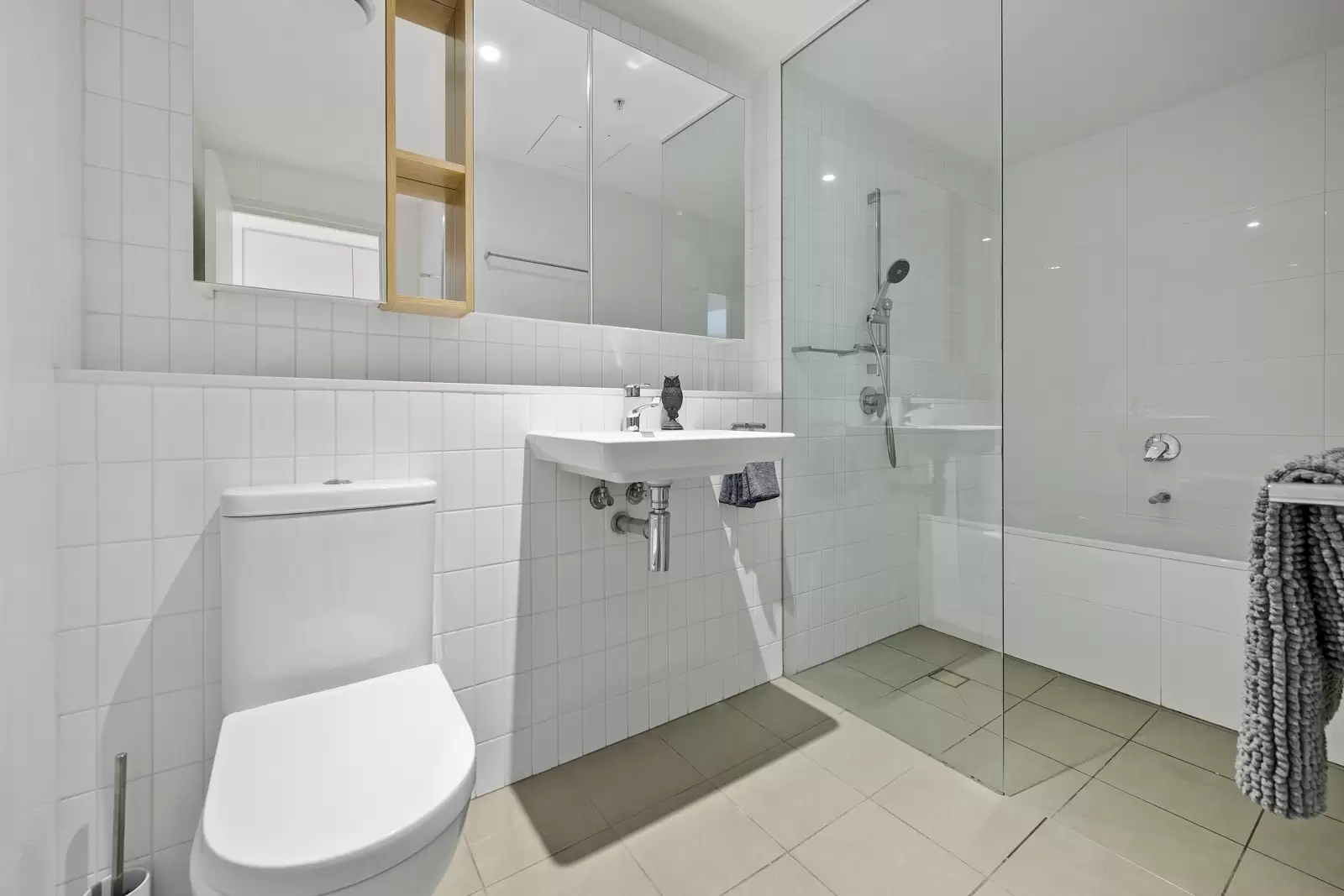 101/6 Saunders Close, Macquarie Park Sold by The Marshall Group - image 10