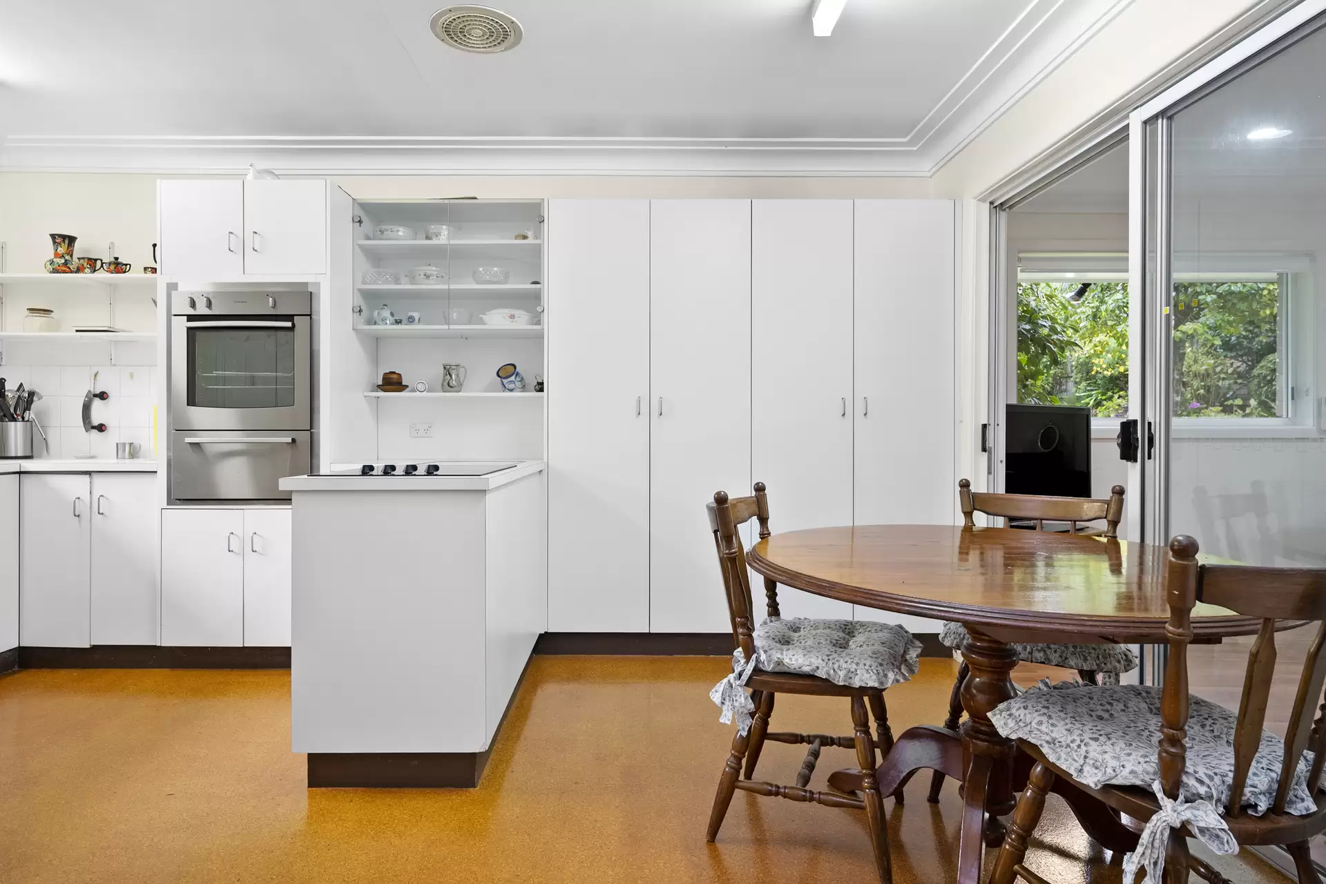 34 Ellalong Road, North Turramurra Sold by The Marshall Group - image 5