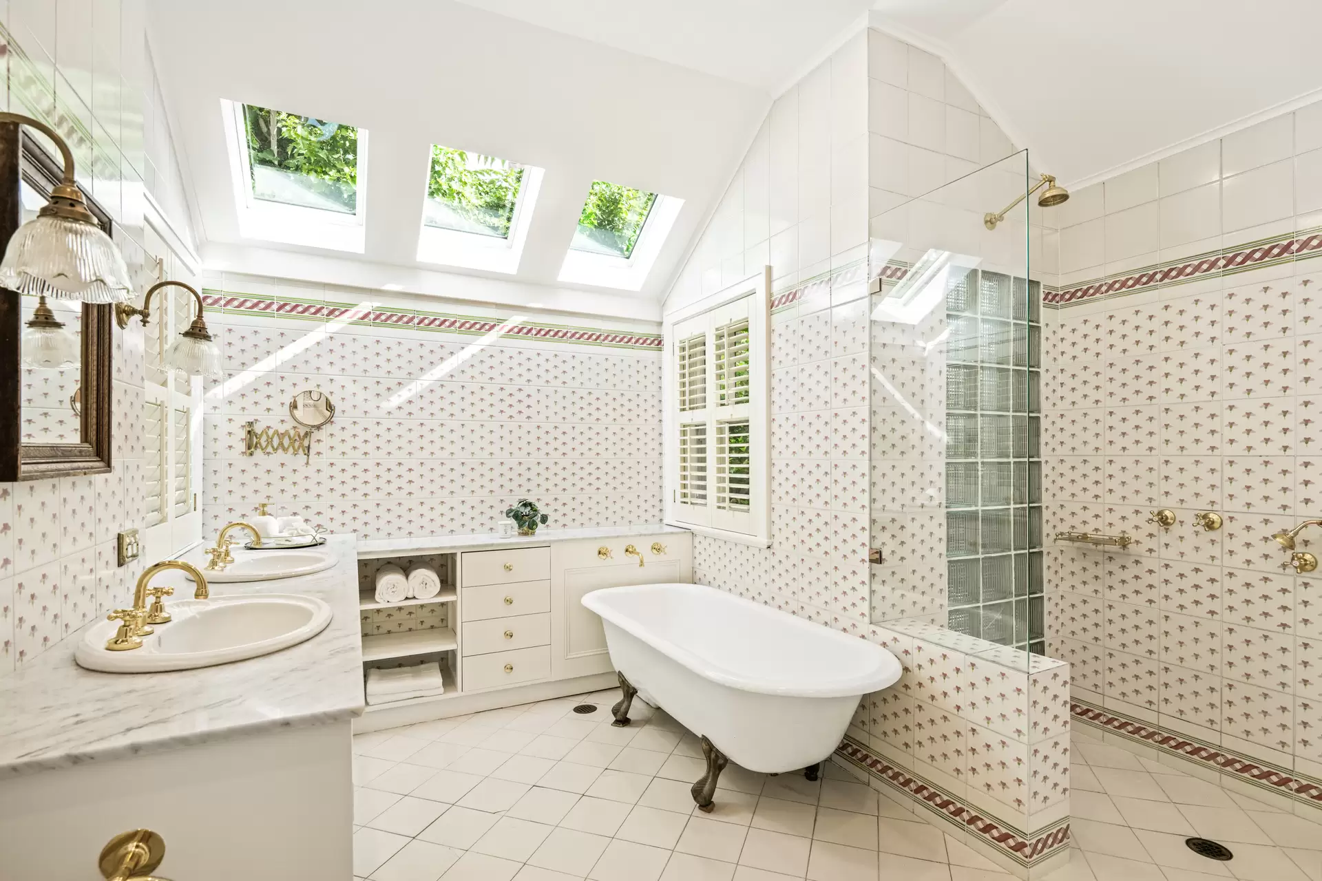 17 Sutherland Avenue, Wahroonga Auction by The Marshall Group - image 12