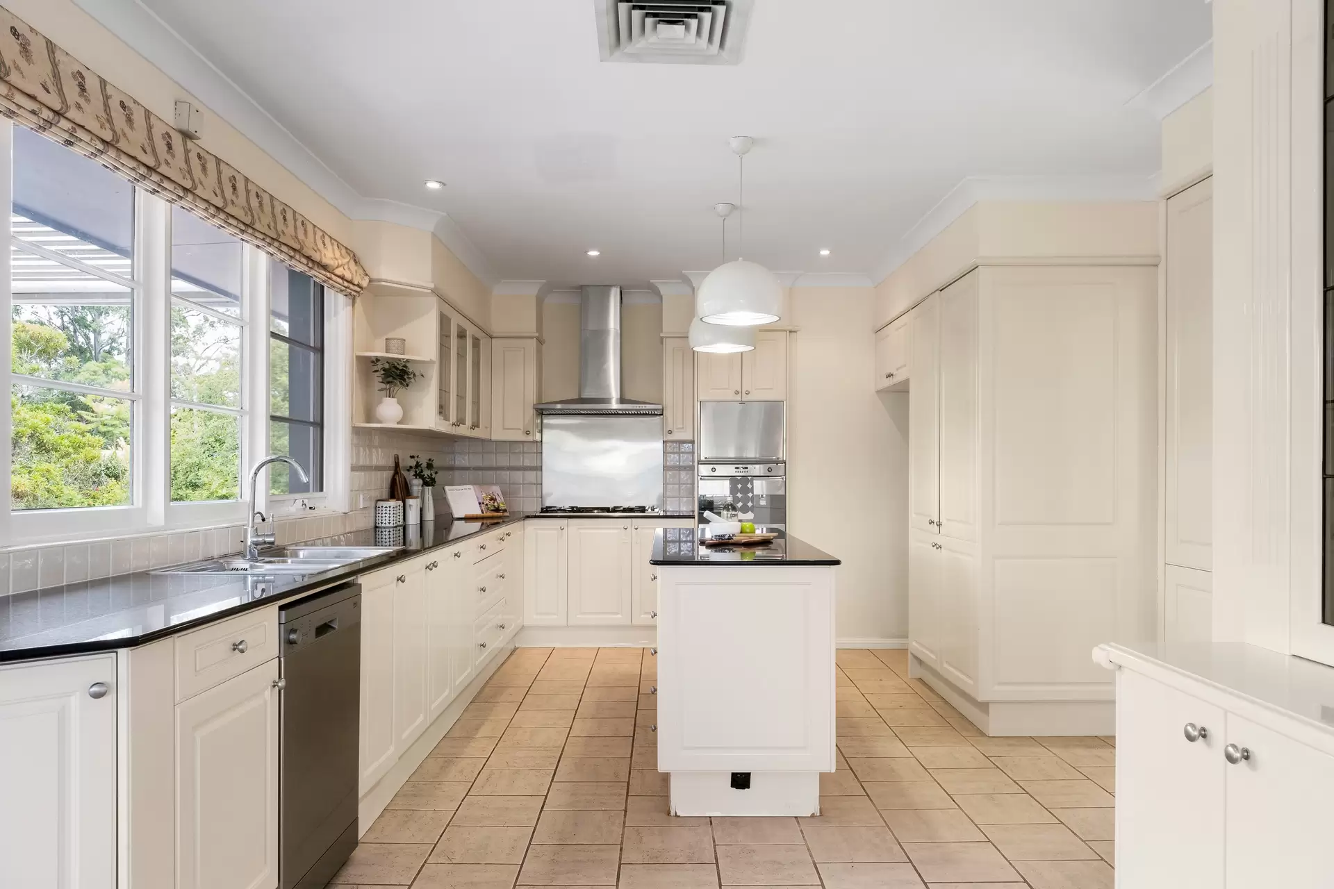 21 Alice Street, Turramurra Sold by The Marshall Group - image 5