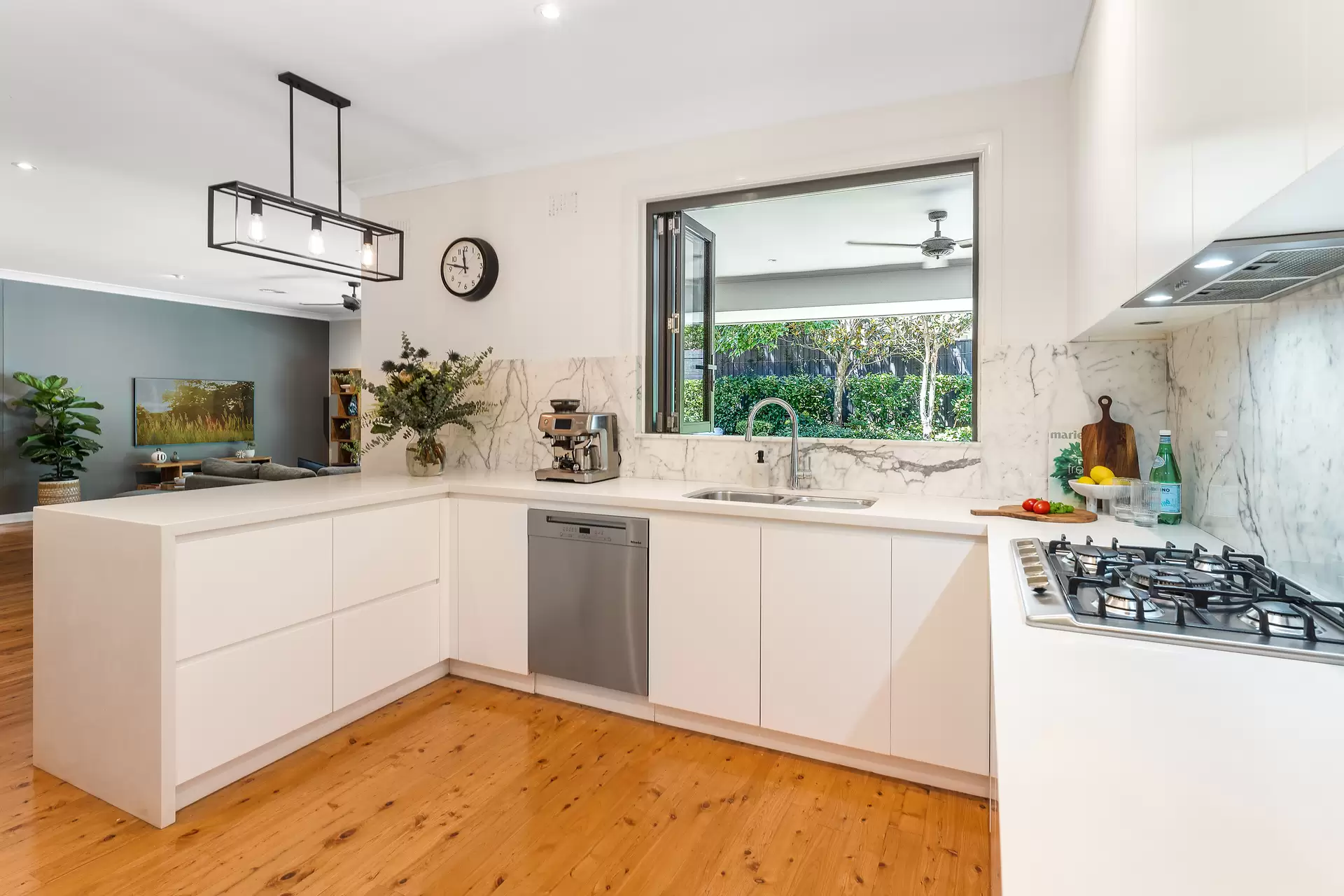 47 Alice Street, Turramurra Sold by The Marshall Group - image 6