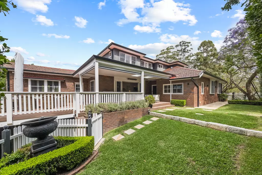 18 Beechworth Road, Pymble Sold by The Marshall Group