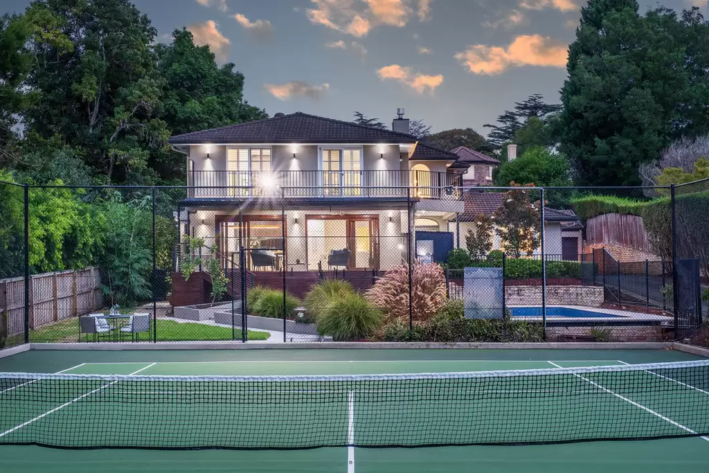 9 Gladstone Avenue, Warrawee Sold by The Marshall Group