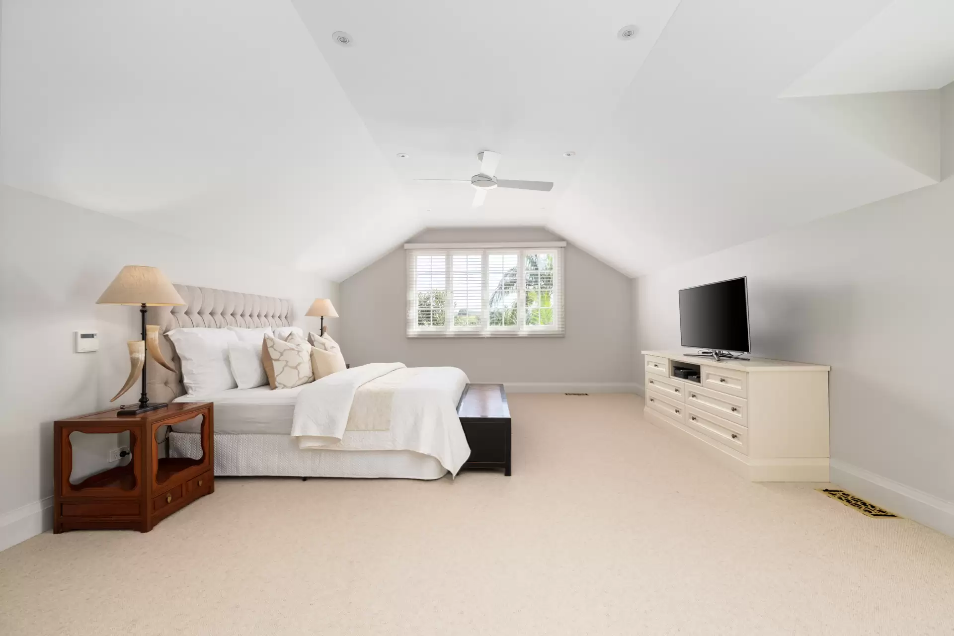 6 Laurel Avenue, Turramurra Sold by The Marshall Group - image 12