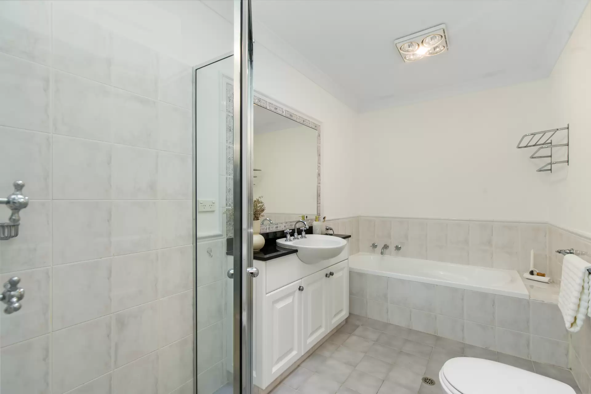 6 Barton Crescent, Wahroonga Leased by The Marshall Group - image 9