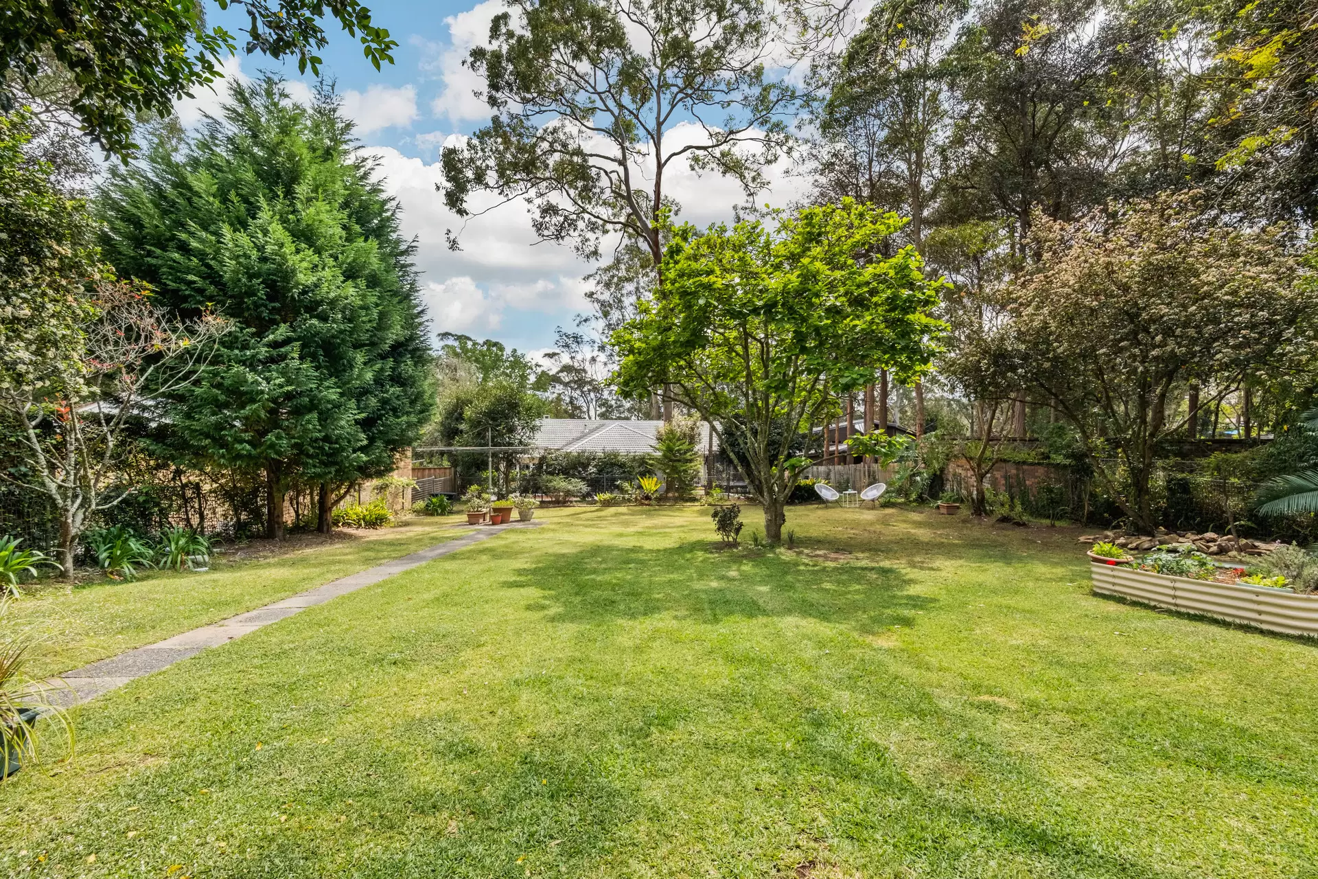 182 Burns Road, Turramurra Sold by The Marshall Group - image 4