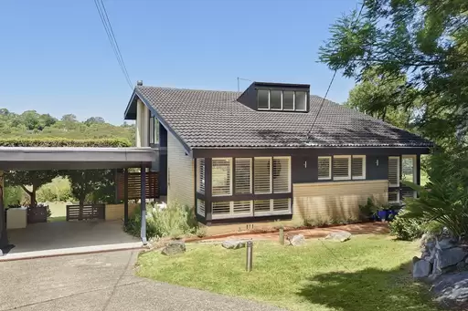 4 Stafford Place, Turramurra Sold by The Marshall Group