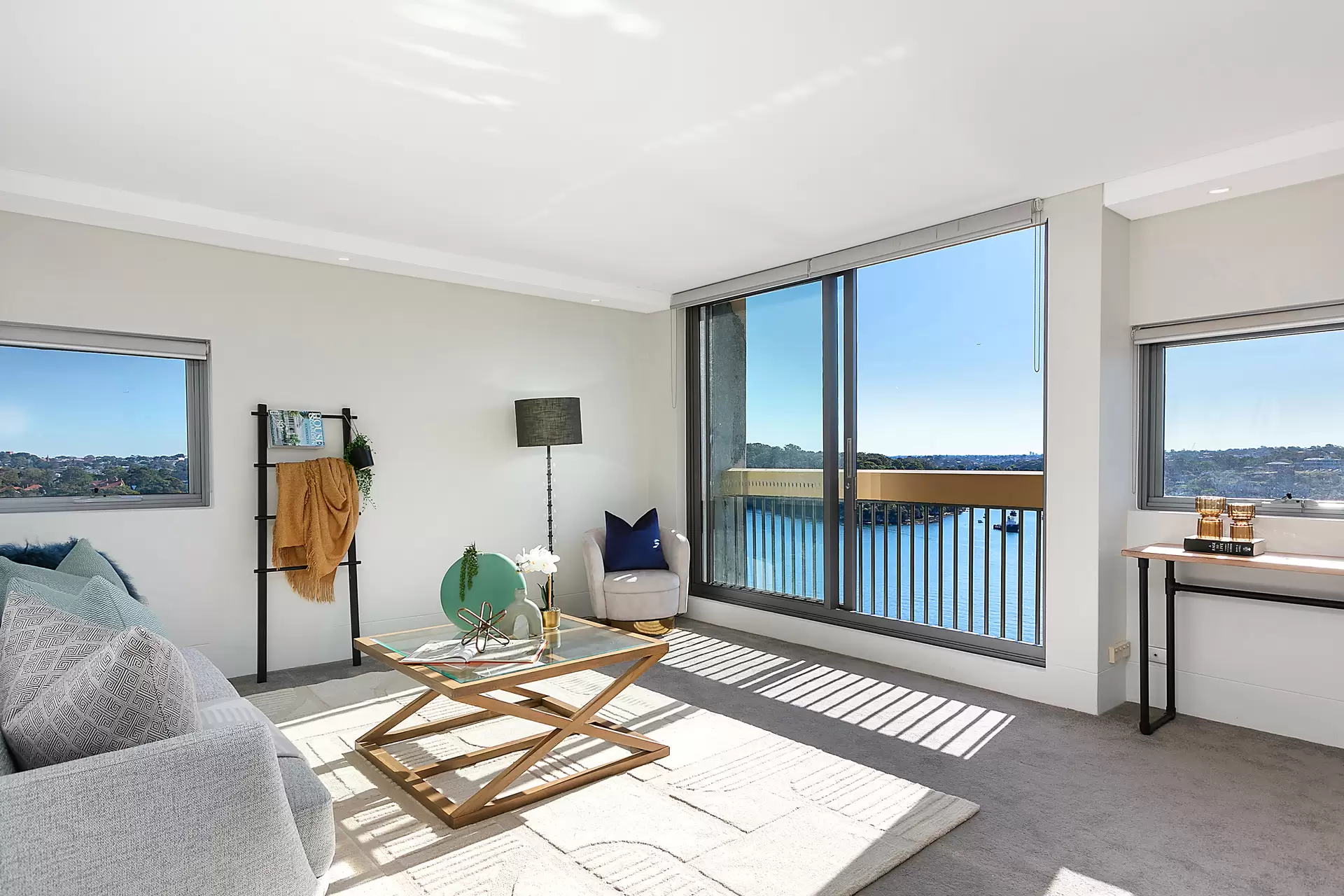 69/14-28 Blues Point Road, McMahons Point Sold by The Marshall Group - image 2