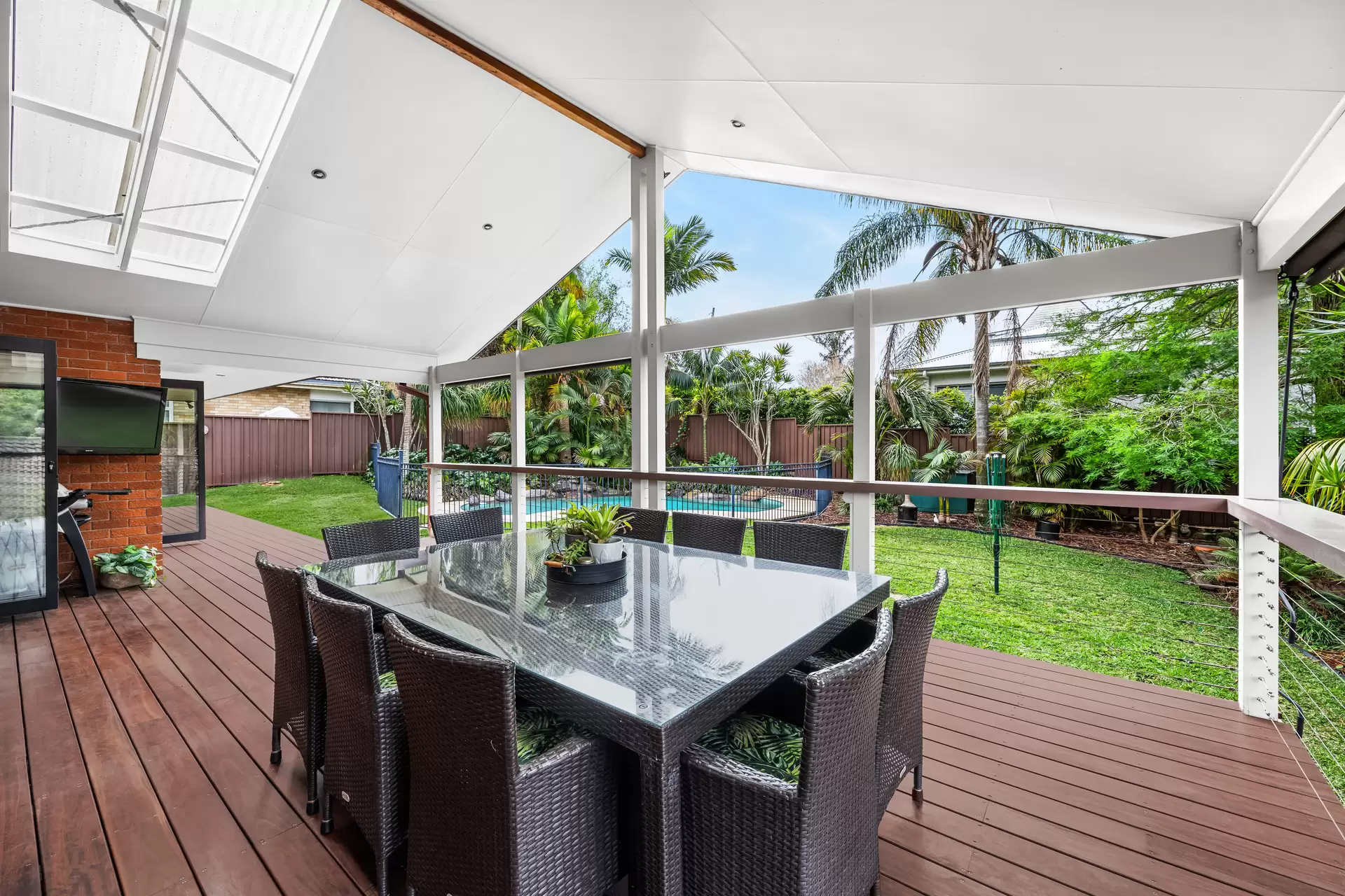 13 Eucalyptus Street, St Ives Sold by The Marshall Group - image 2