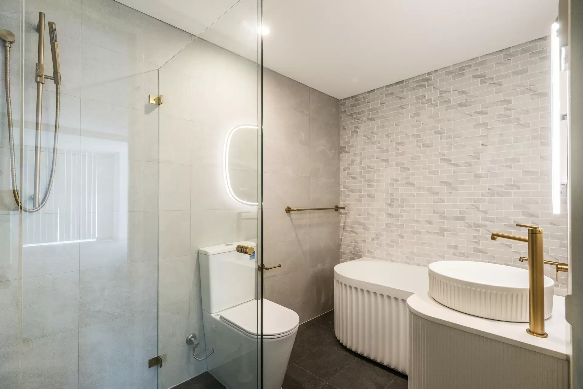 1/3 Cecil Street, Gordon Sold by The Marshall Group - image 1