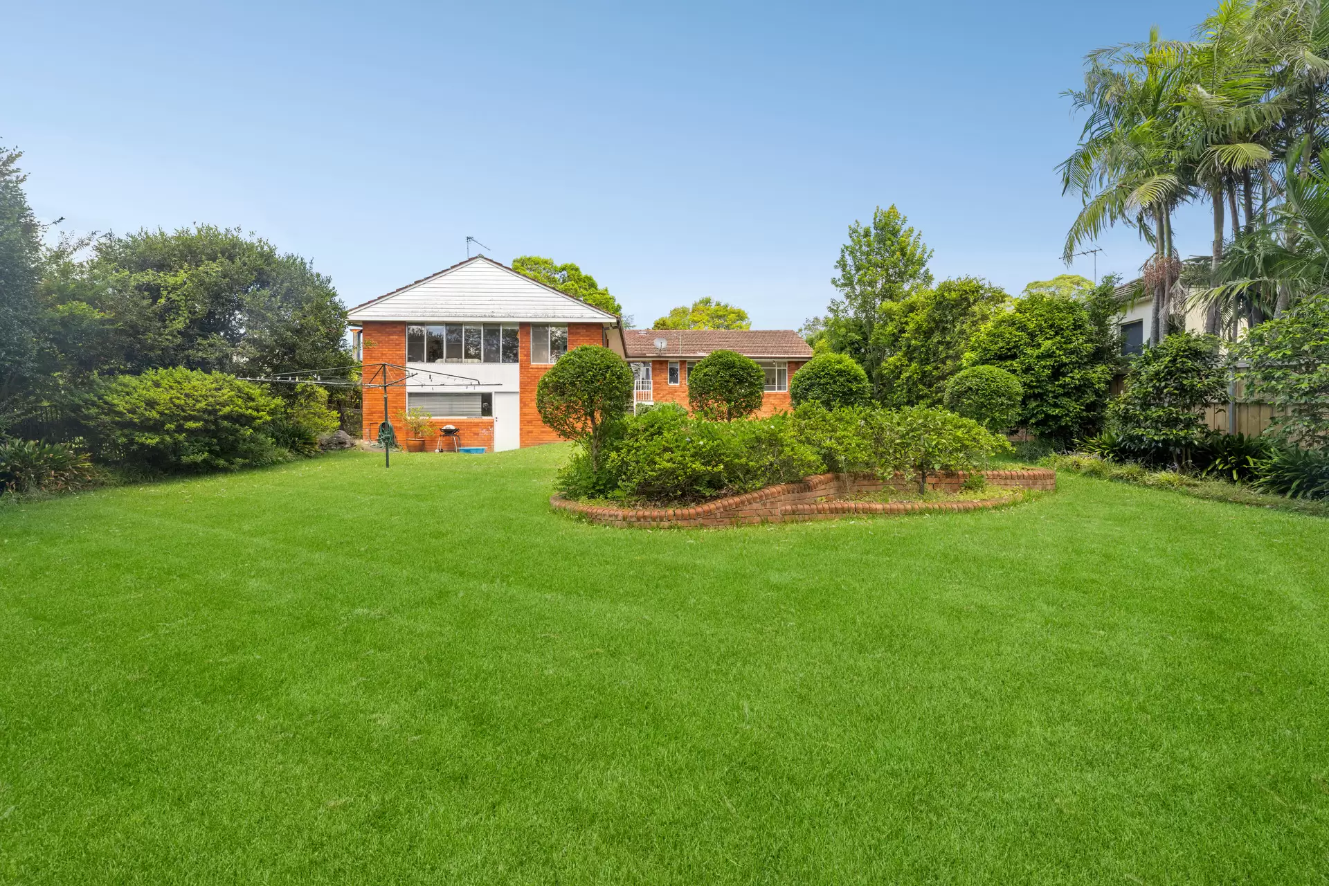 2a Canberra Avenue, Turramurra Sold by The Marshall Group - image 2