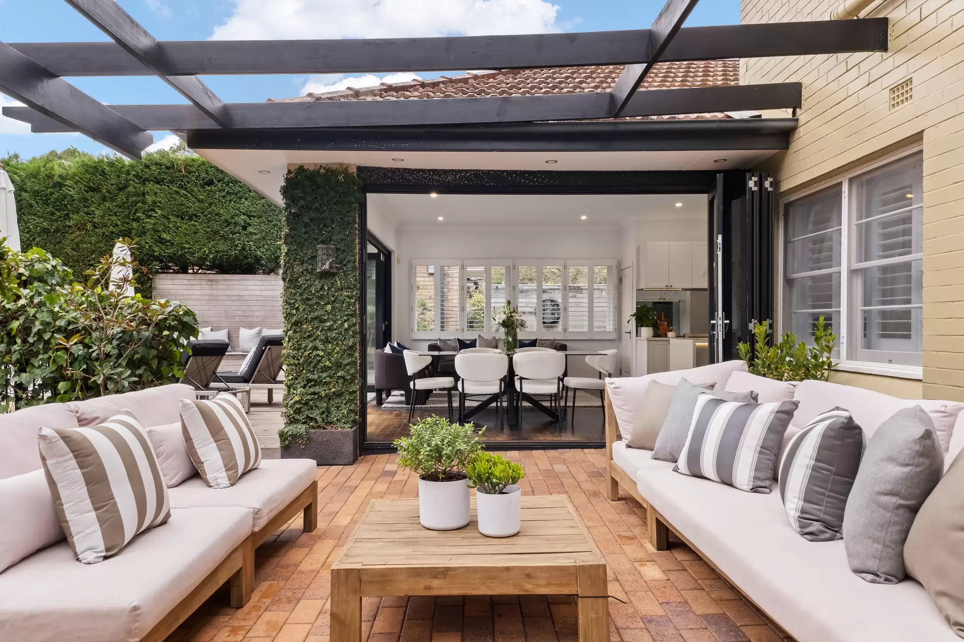 137 Pentecost Avenue, Turramurra Sold by The Marshall Group - image 4