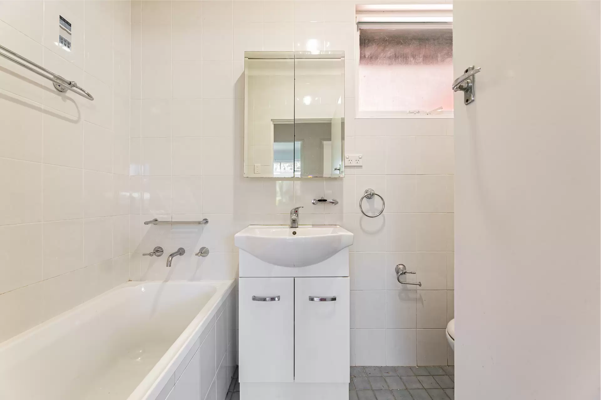 11 Chauvel Close, Wahroonga Leased by The Marshall Group - image 5