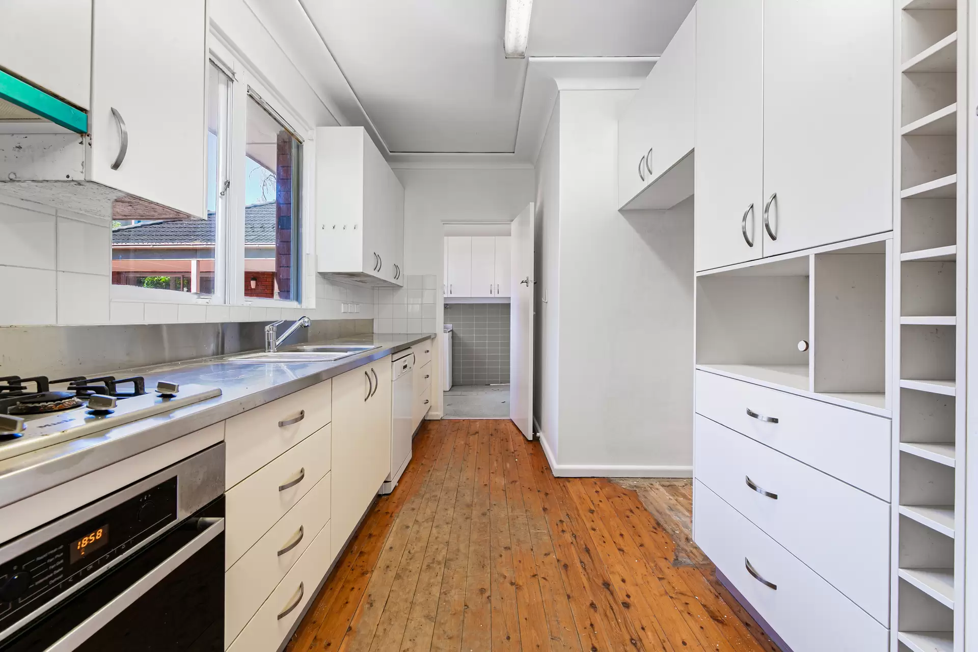 11 Chauvel Close, Wahroonga Leased by The Marshall Group - image 2